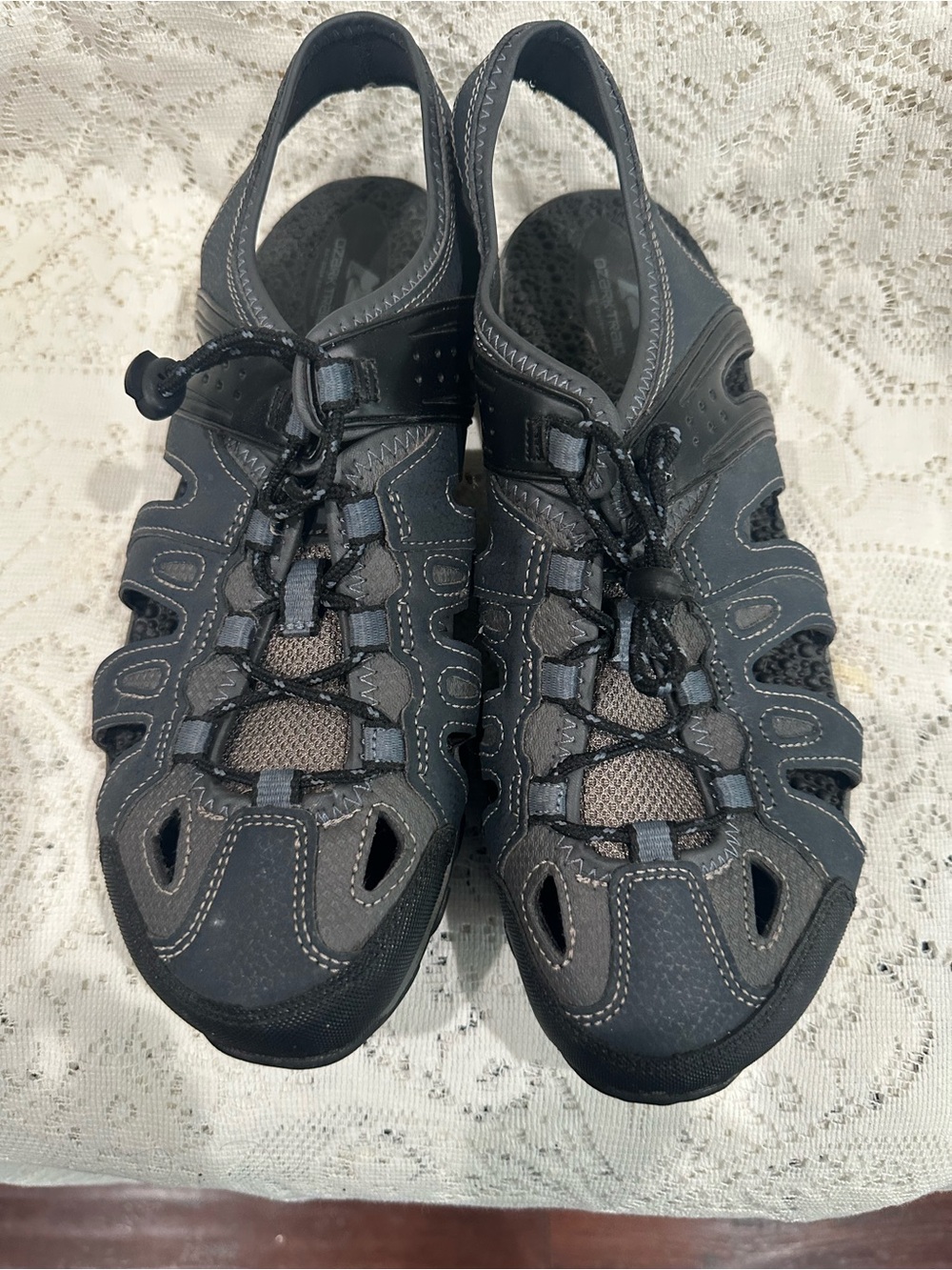 Ozark Trail Men’s  Black and Gray Closed-Toe Sport Sandals. Size 11. Hiking